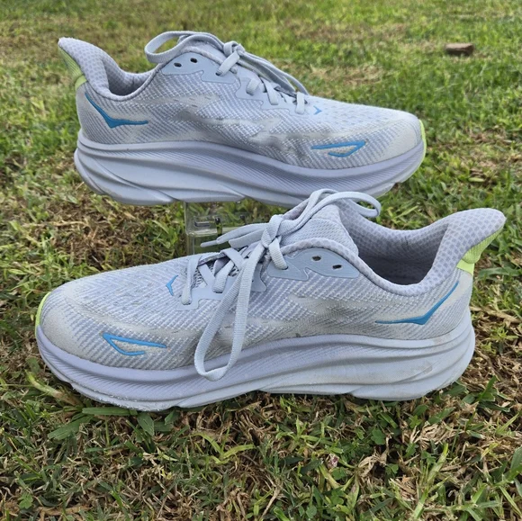 HOKA Clifton 9 Sky Blue/Pink Color Athletic Shoes Size 8.5 - Picture 6 of 7